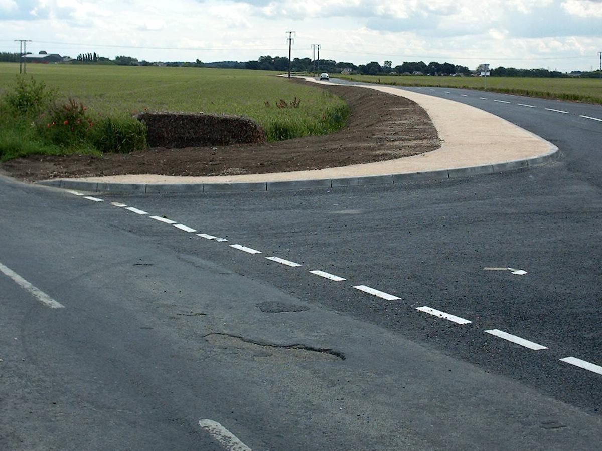 Northern end of Marlpit Lane after re-structuring (2nd July 2004)